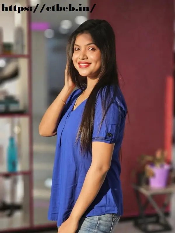 female escort Manali profile